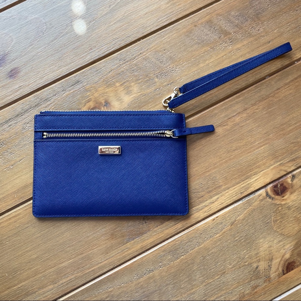 KATE SPADE Tinie wristlet